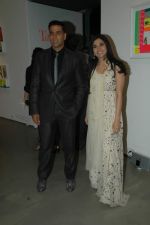 Akshay Kumar at Trishla Jain_s art event in Mumbai on 10th Feb 2012 (134).JPG